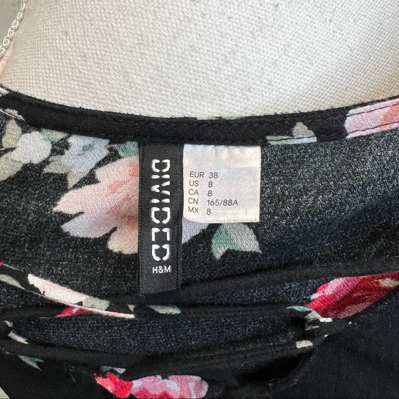 Floral Bell Sleeve Top - Picture 5 of 5